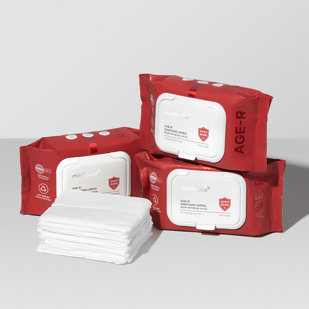 cleansing-wipes-w2 1_2_edeab751-bcf6-41f2-b873-b7ba760049c7.png